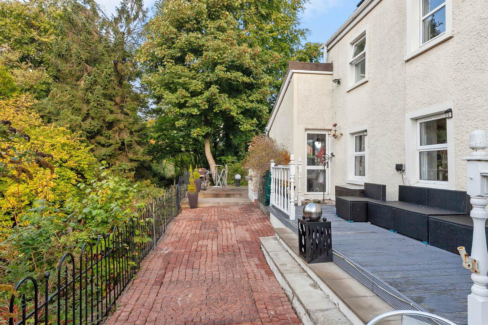 property description image