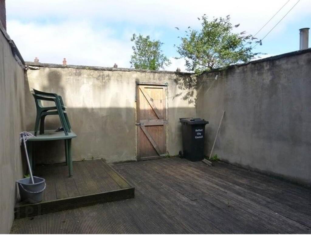 39 Northbrook Street 6 of 6