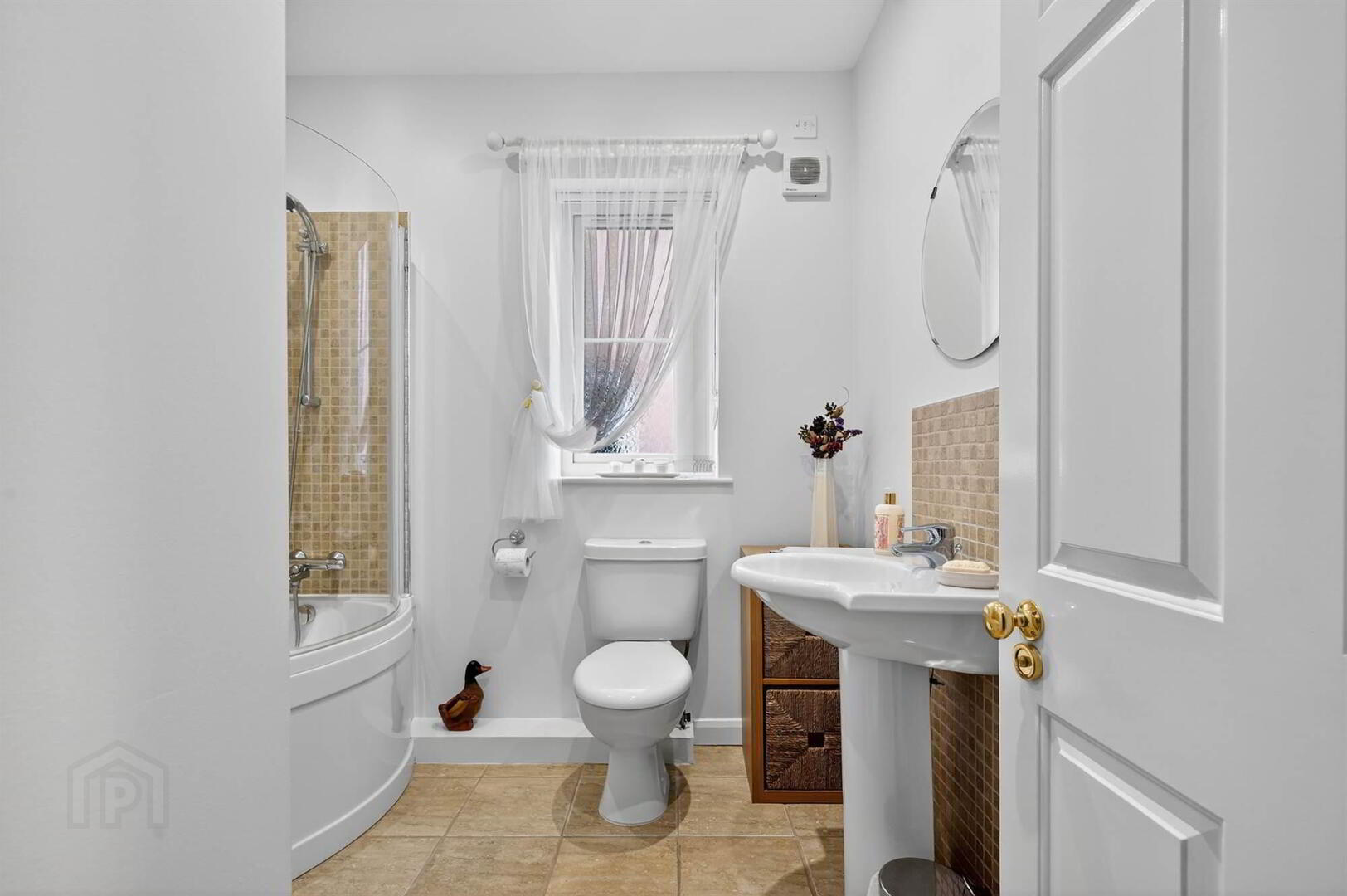 34 Strathearn Lane 17 of 22