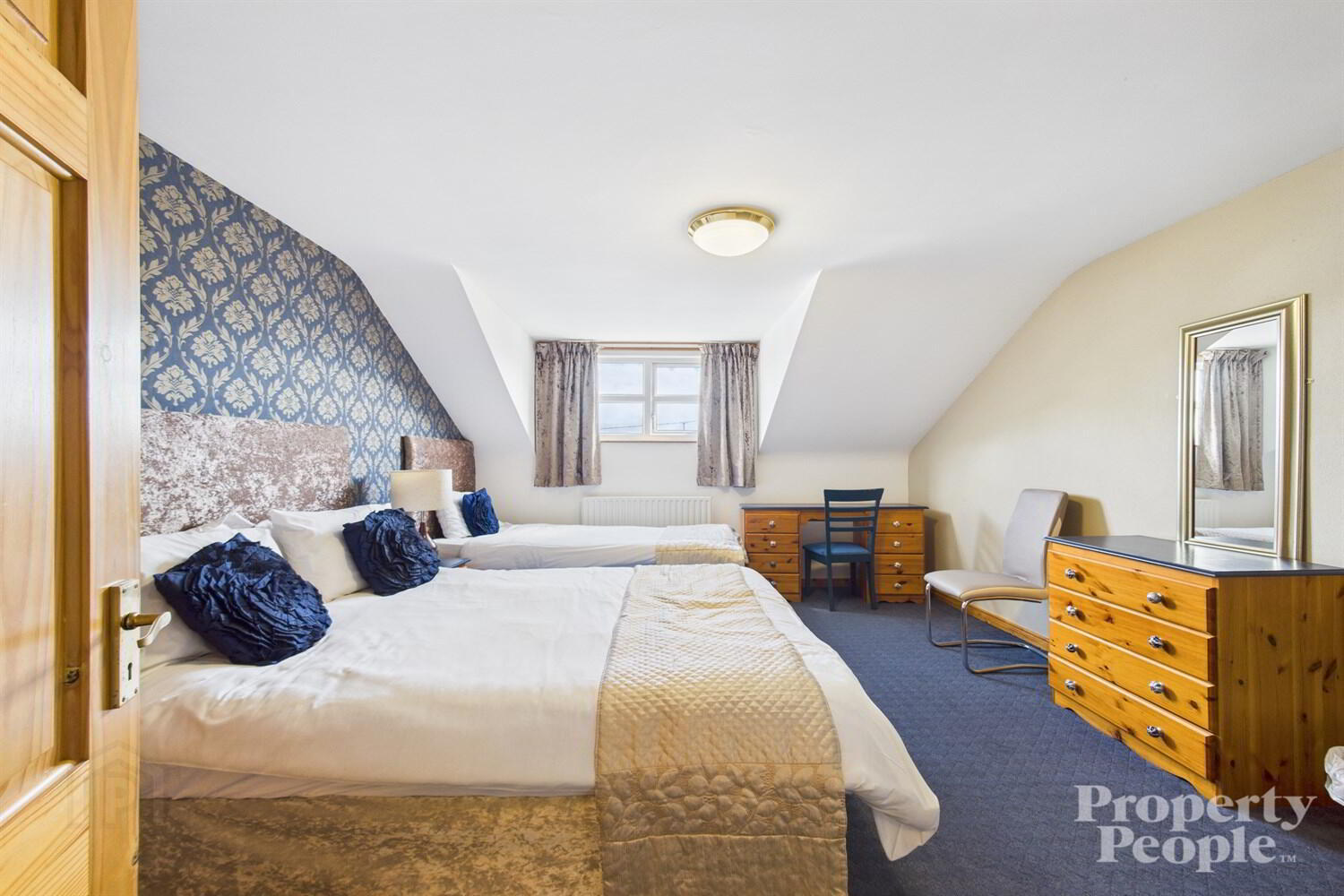 Bunbeg Lodge, Magheraclogher 19 of 36