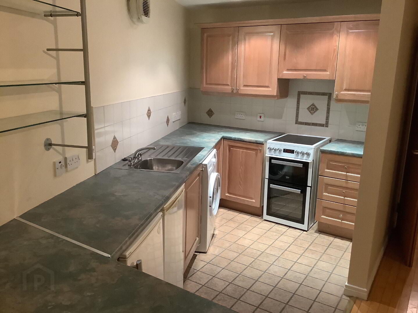 326 Lisburn Road 10 of 12