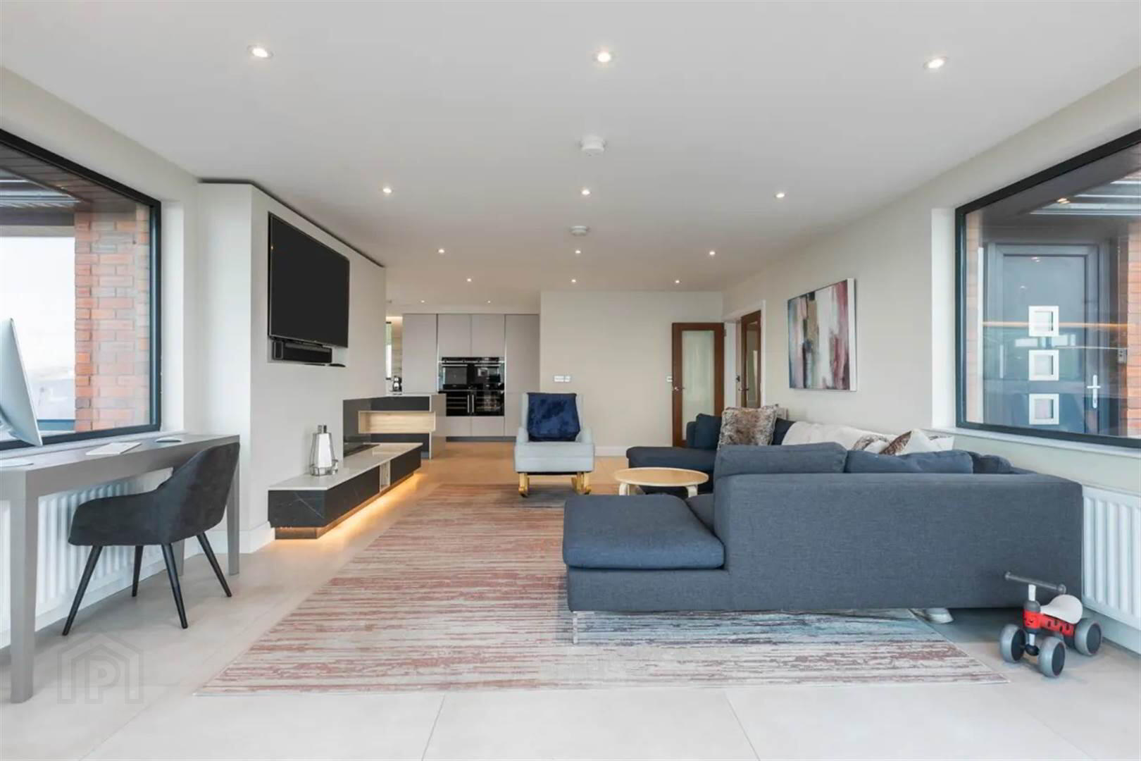 50 Glen Road 8 of 28