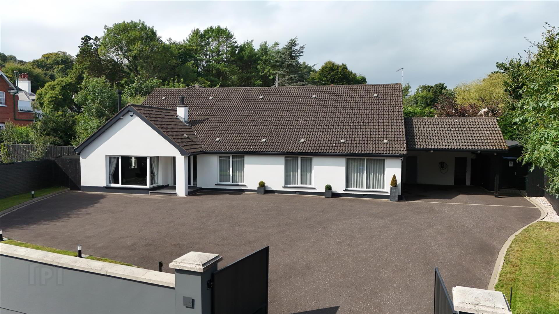 6 Glen Road 1 of 42