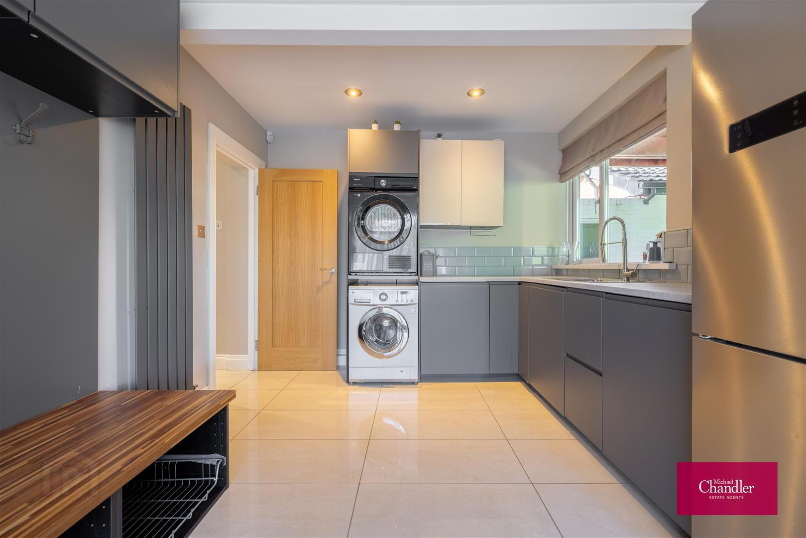 6 Glen Road 16 of 42