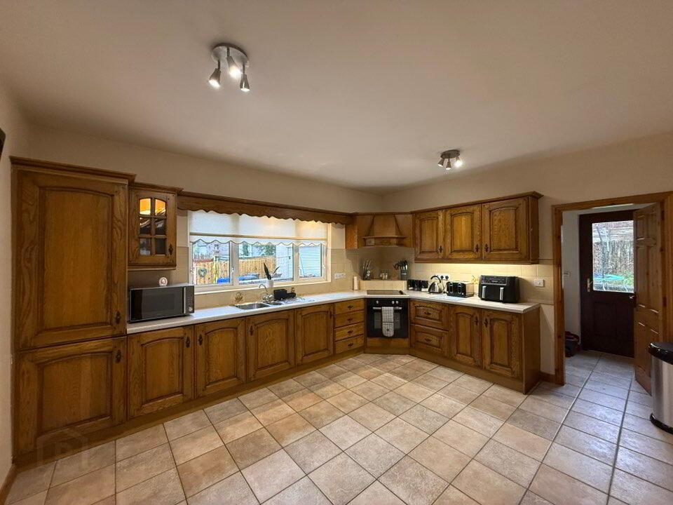 12 Mountview Drive 3 of 10