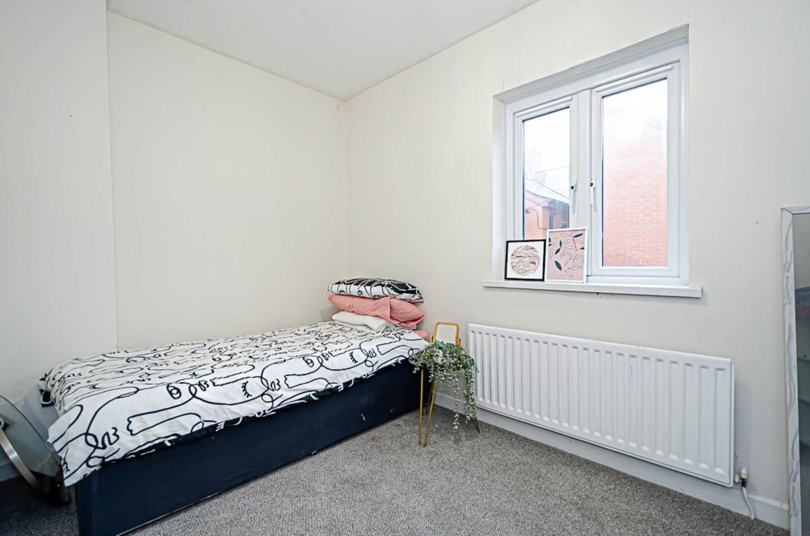6 Parkgate Gardens 16 of 17