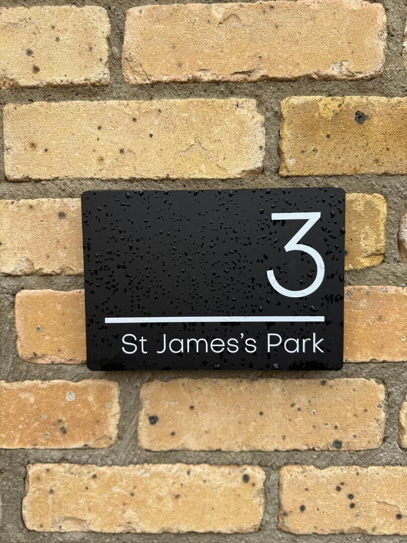 3 St James Park 2 of 48