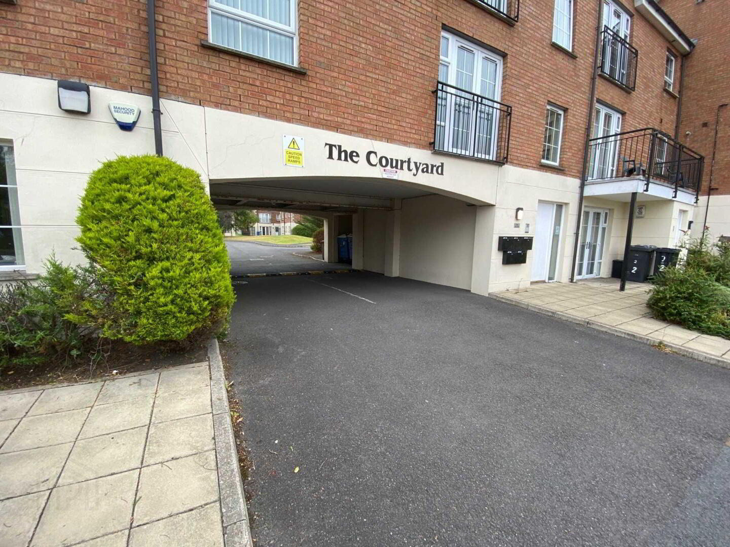 property description image