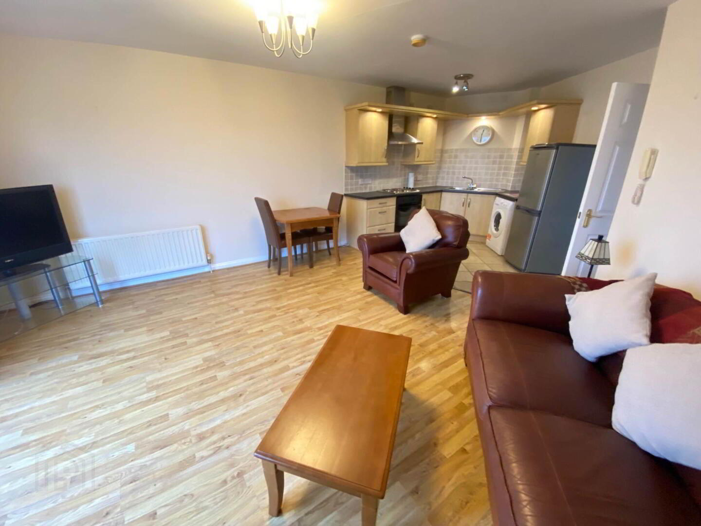 Apt 41 The Courtyard, Castlereagh Road 6 of 13