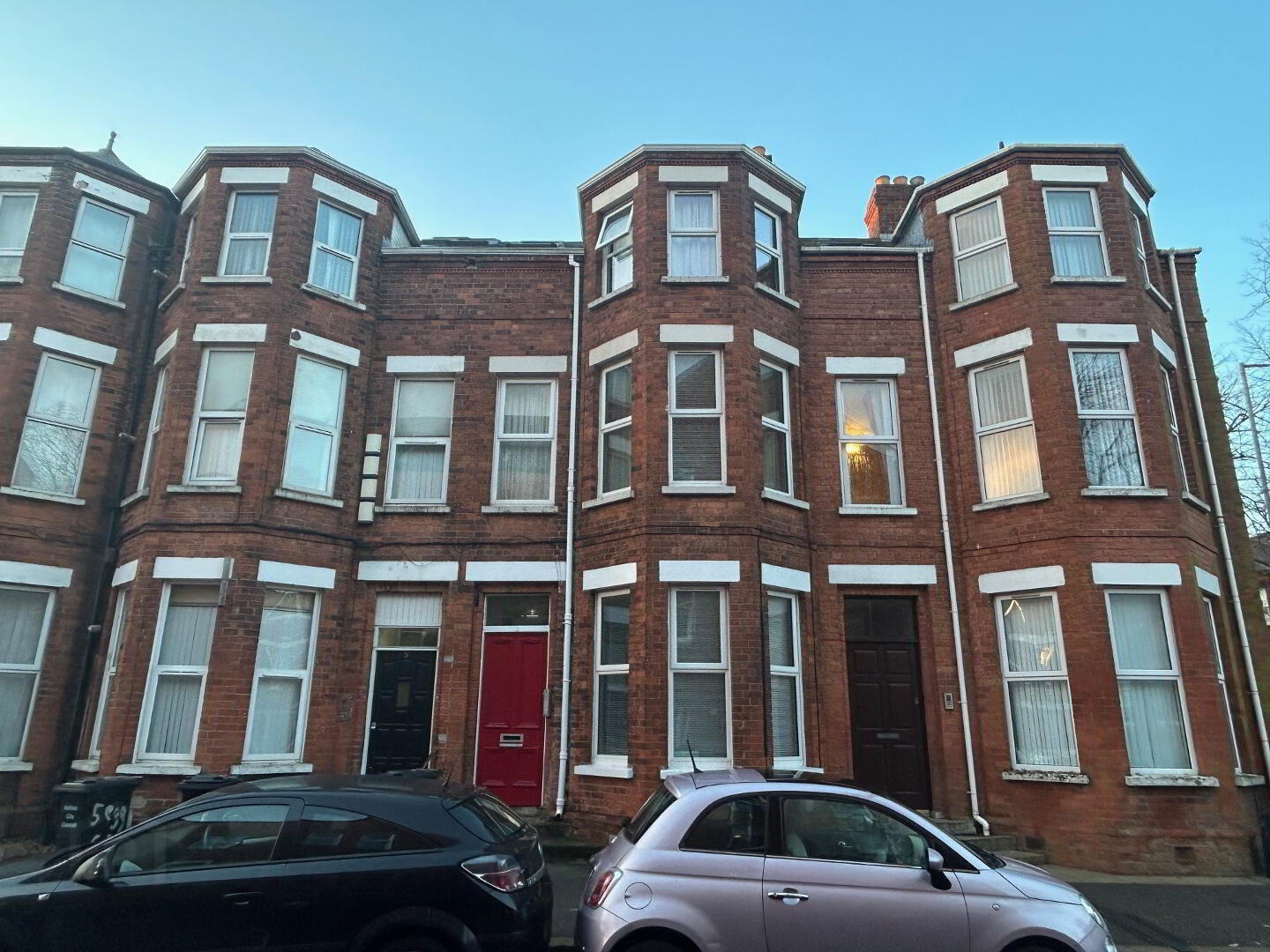 Apt 4, 3 Eglantine Gardens 1 of 9