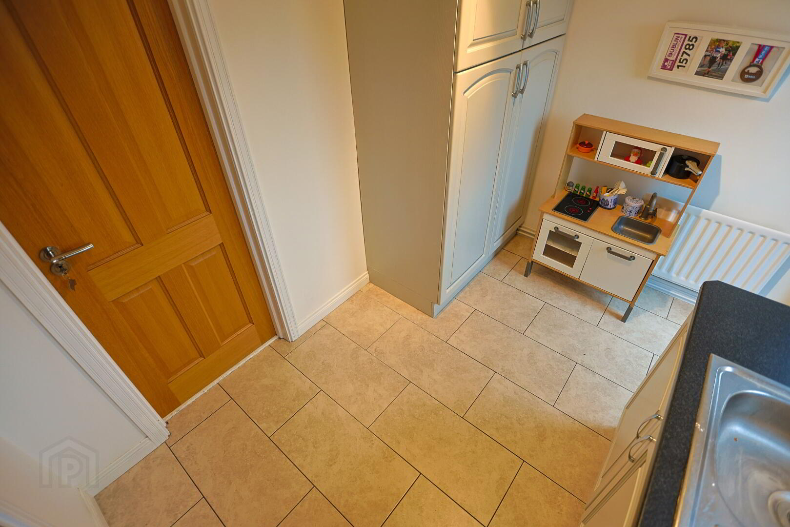 28 Mahon Avenue 23 of 68