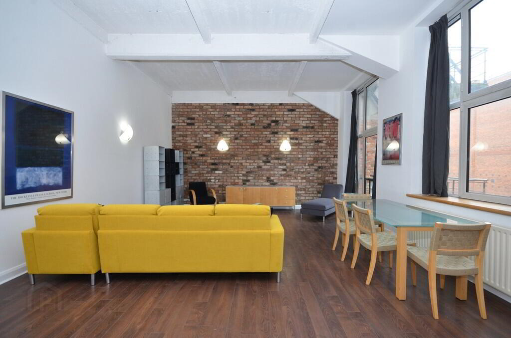 104 Somerset Studios 3 of 12