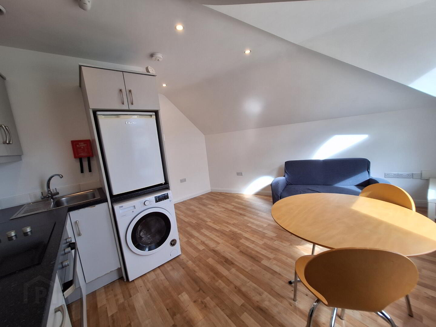 181 Lisburn Road APT 5 4 of 13