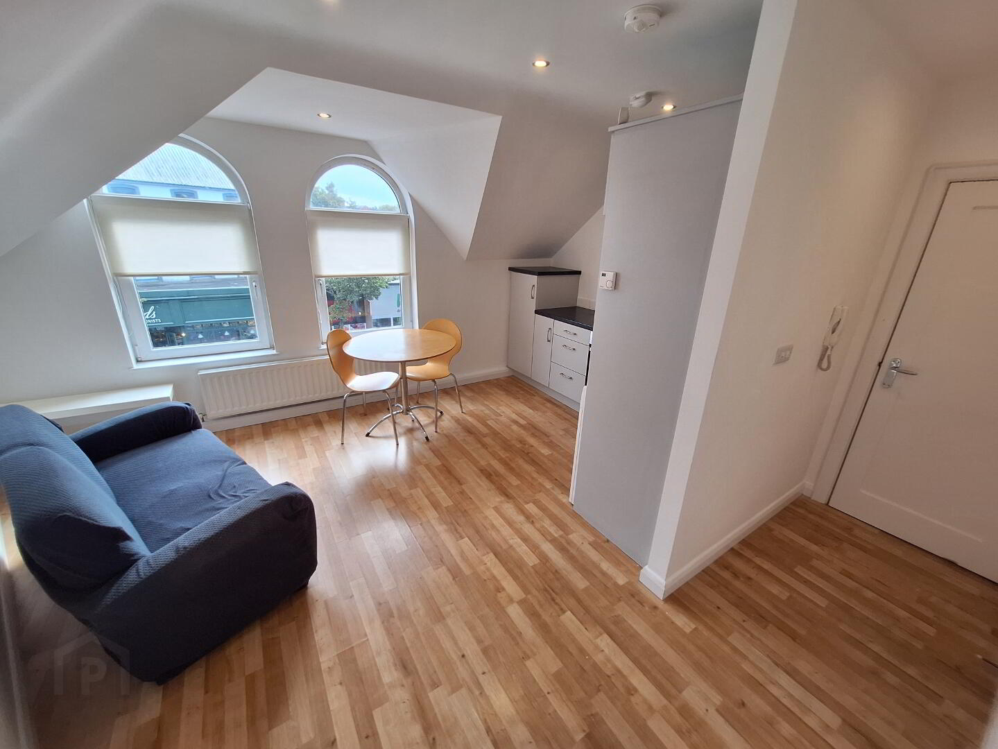 181 Lisburn Road APT 5 5 of 13