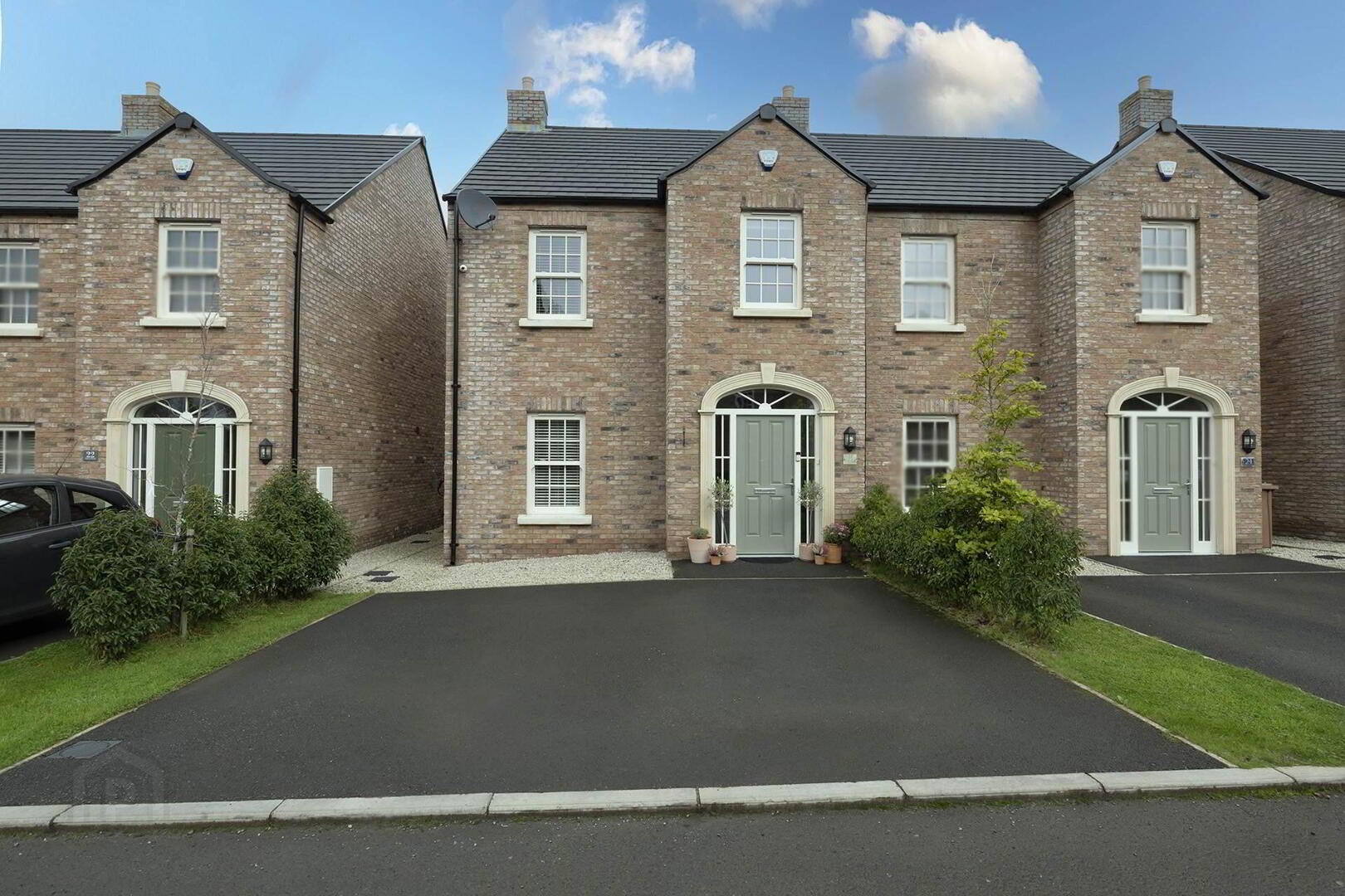 23 Tarry Wood 1 of 30