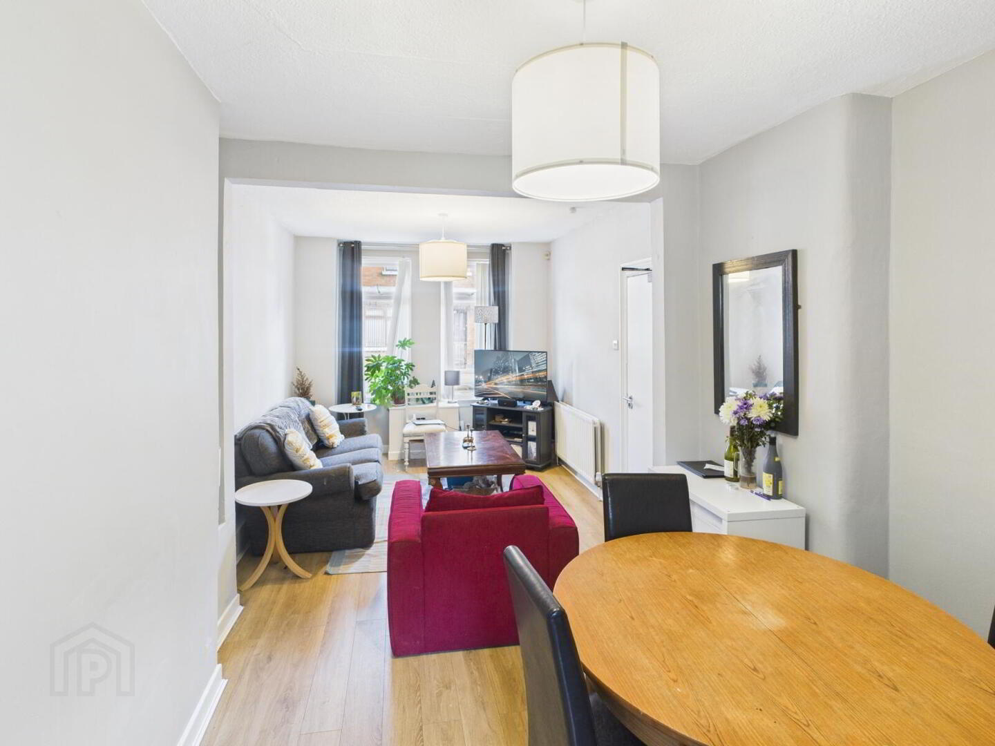 16 Meadowbank Place 4 of 9