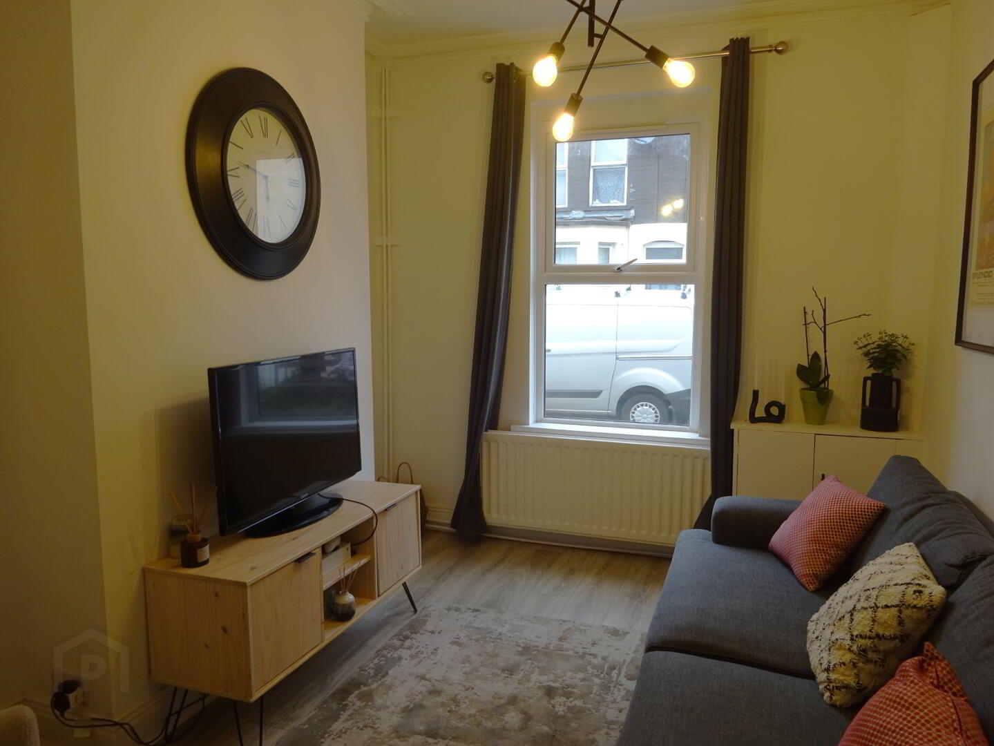 42 Walmer Street 2 of 20