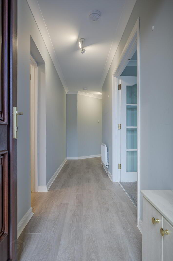 19 Sandringham Court 3 of 14