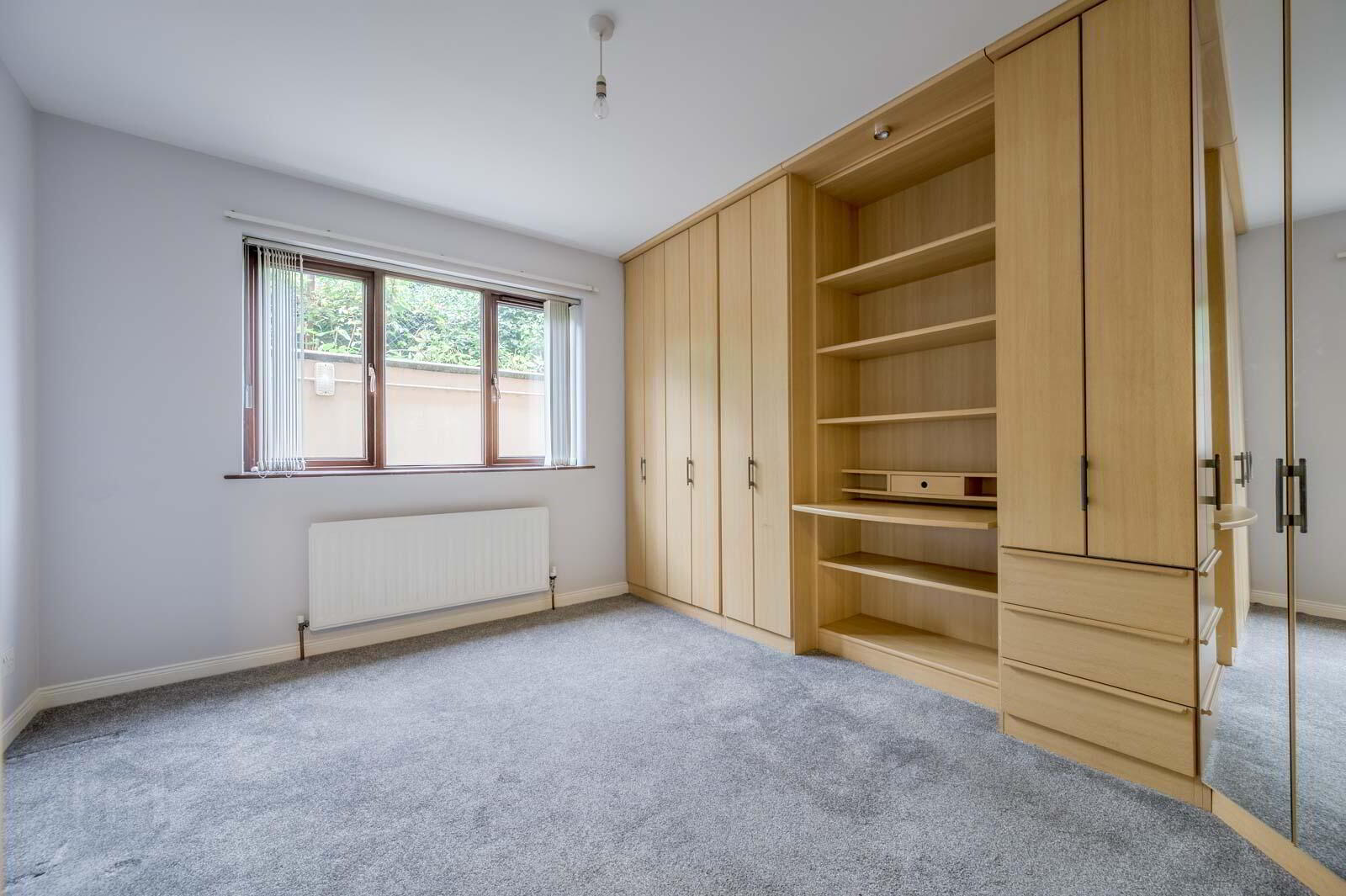 19 Sandringham Court 12 of 14
