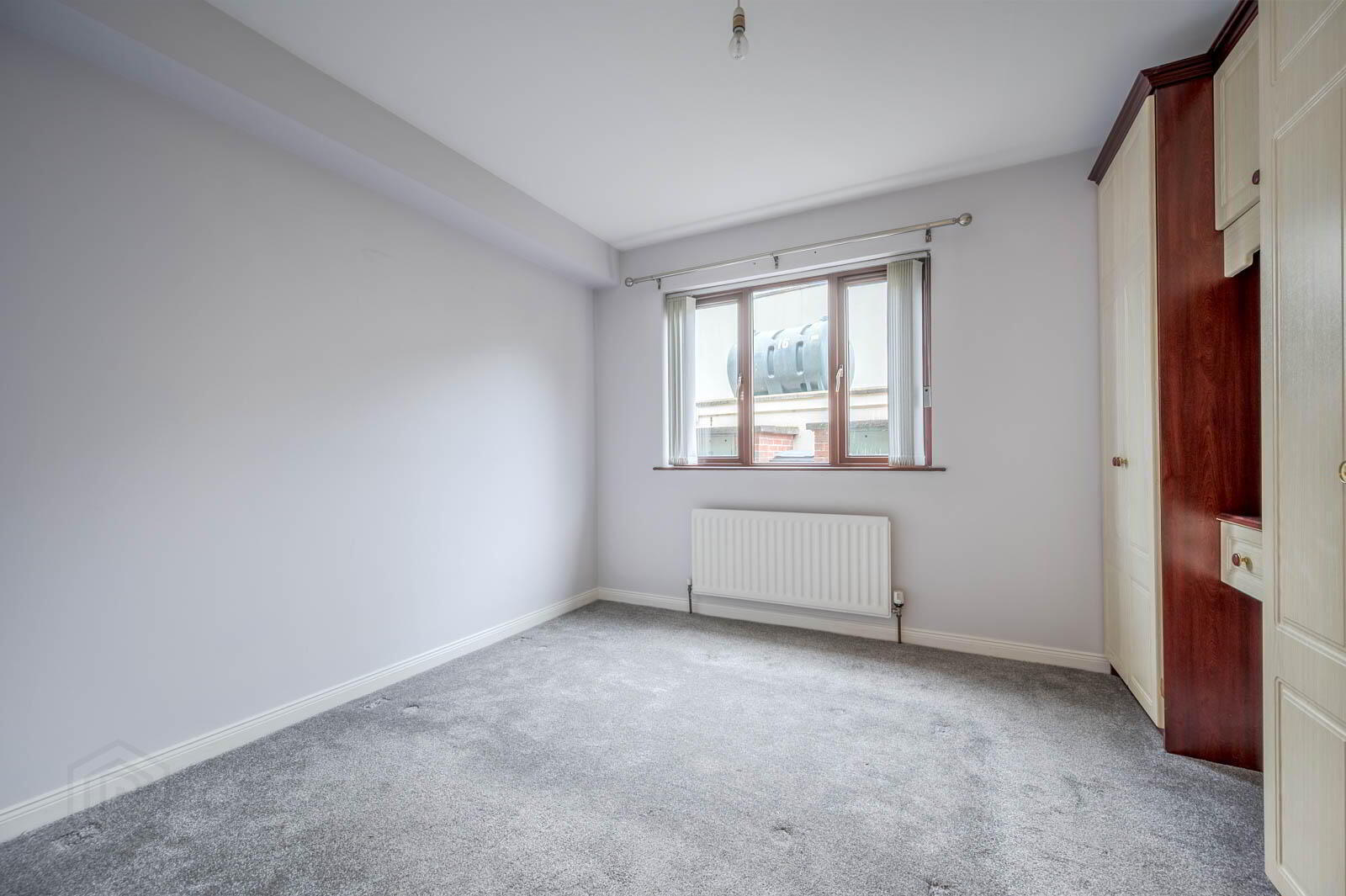 19 Sandringham Court 10 of 14