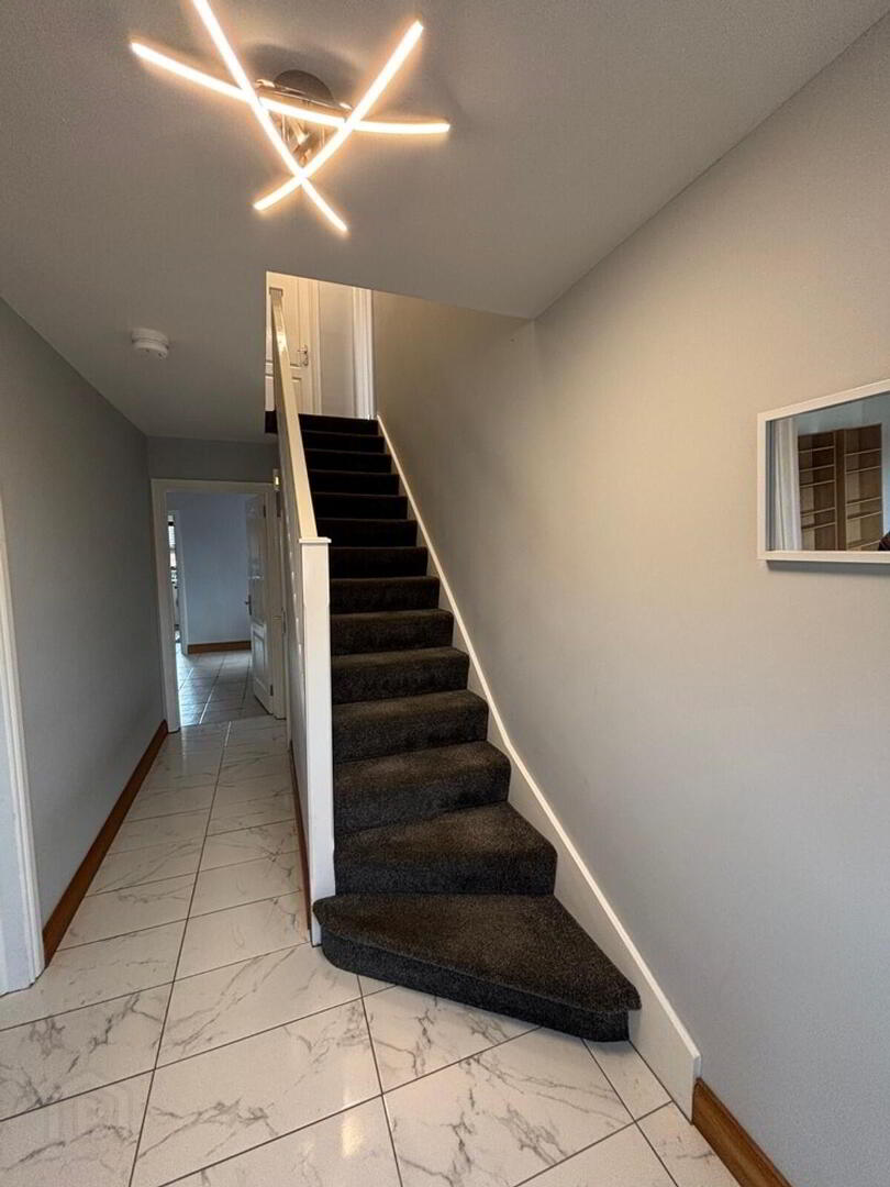 62 Laurelgrove Dale 2 of 27