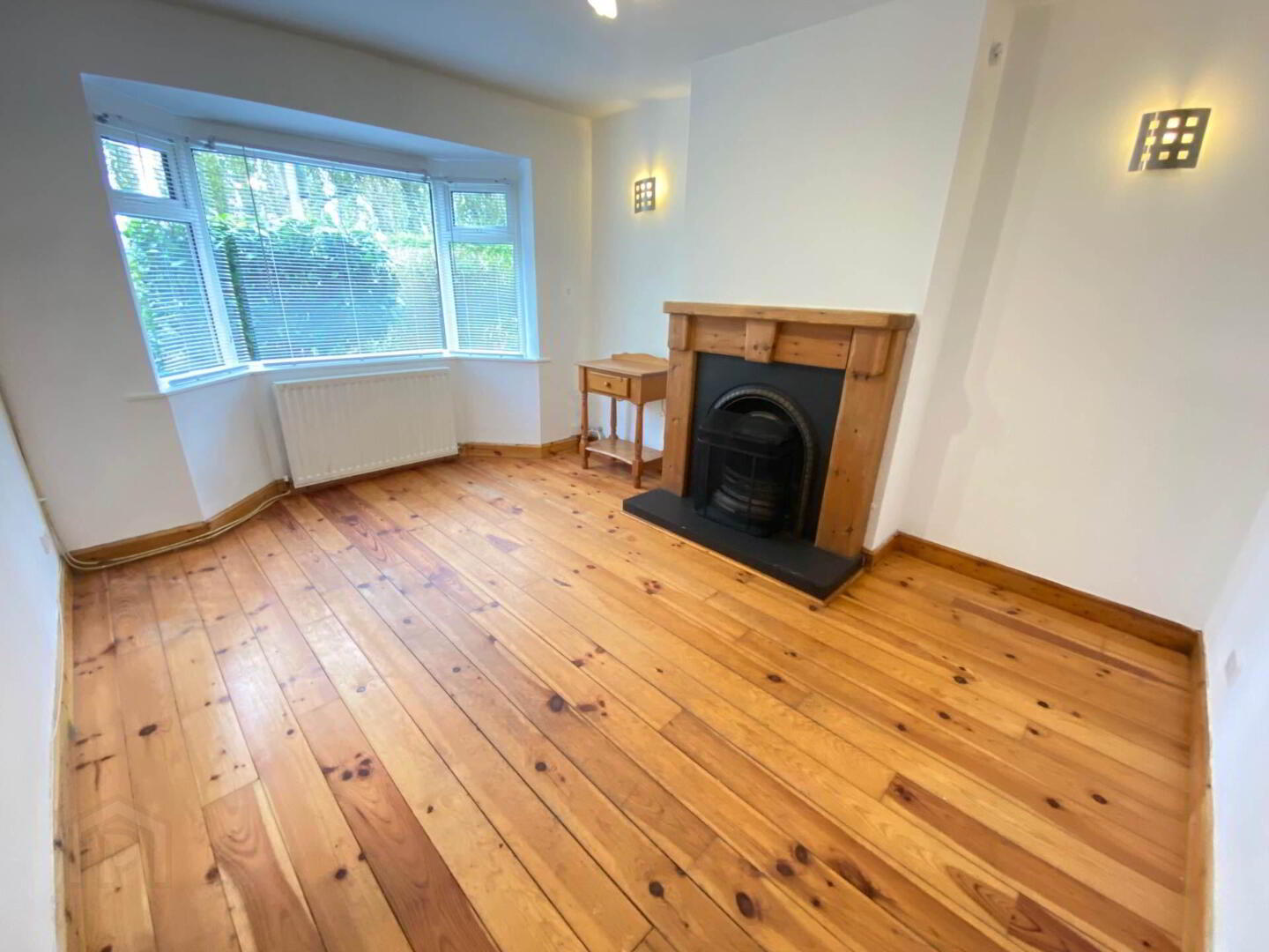 227 Ravenhill Road 3 of 27