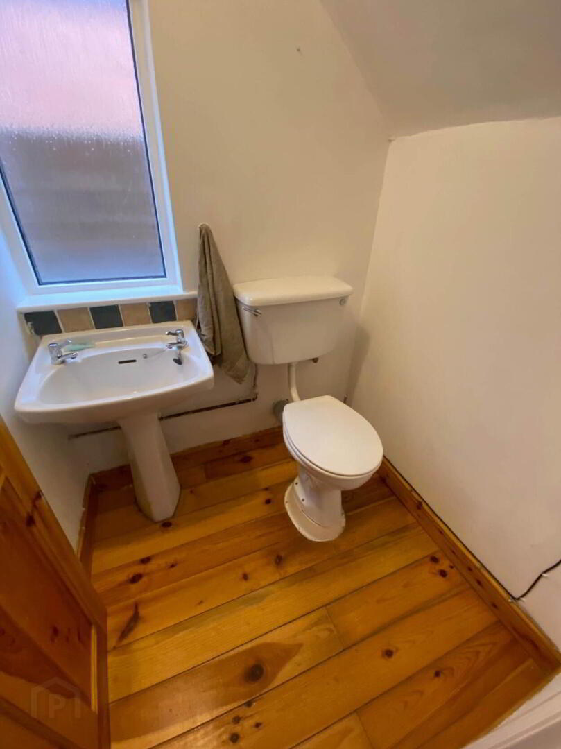 227 Ravenhill Road 20 of 27