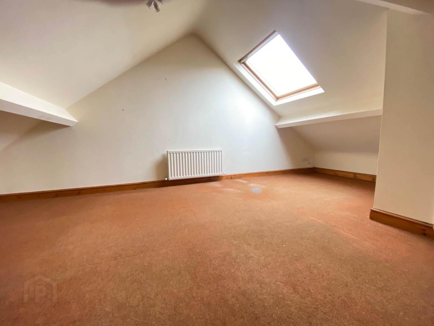 227 Ravenhill Road 19 of 27
