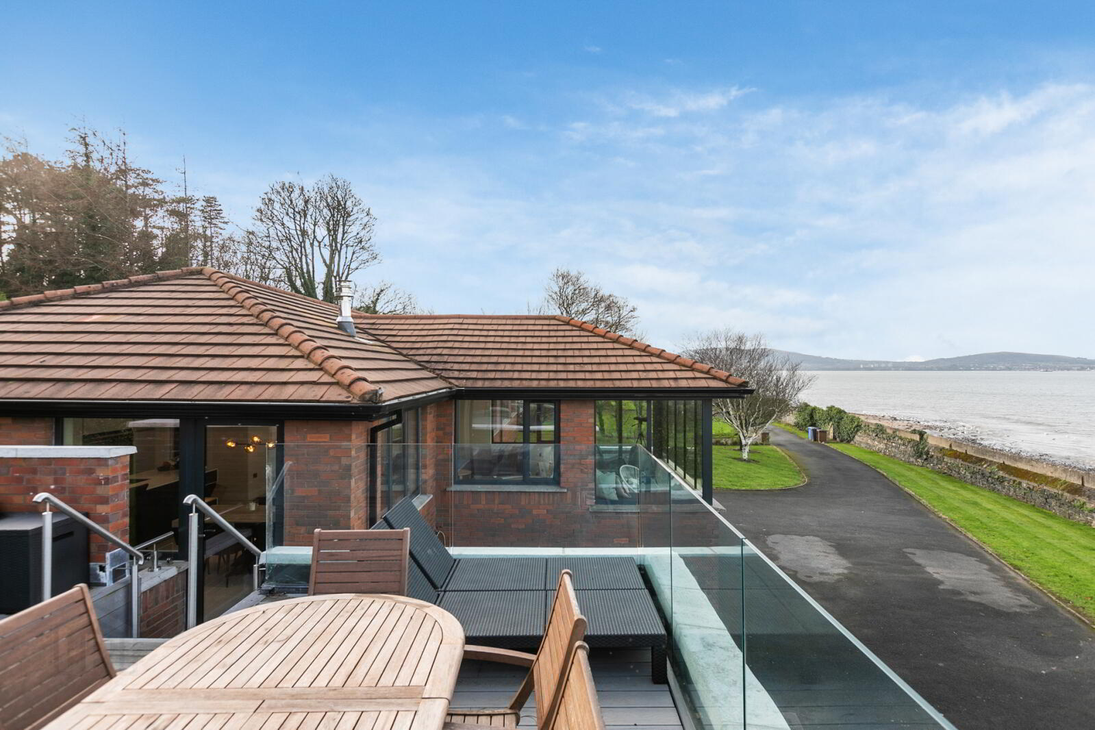 50 Glen Road 19 of 60