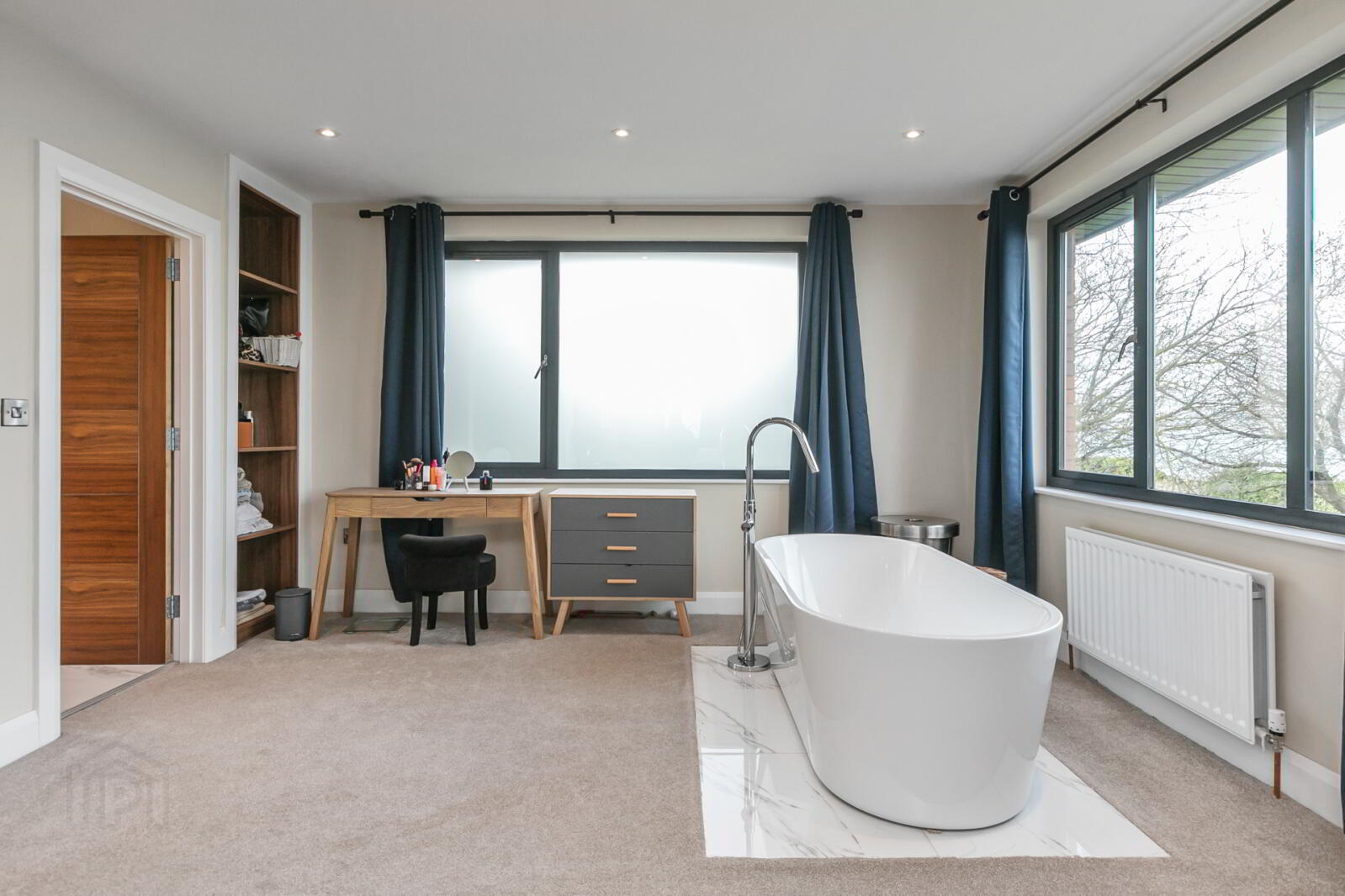 50 Glen Road 28 of 60