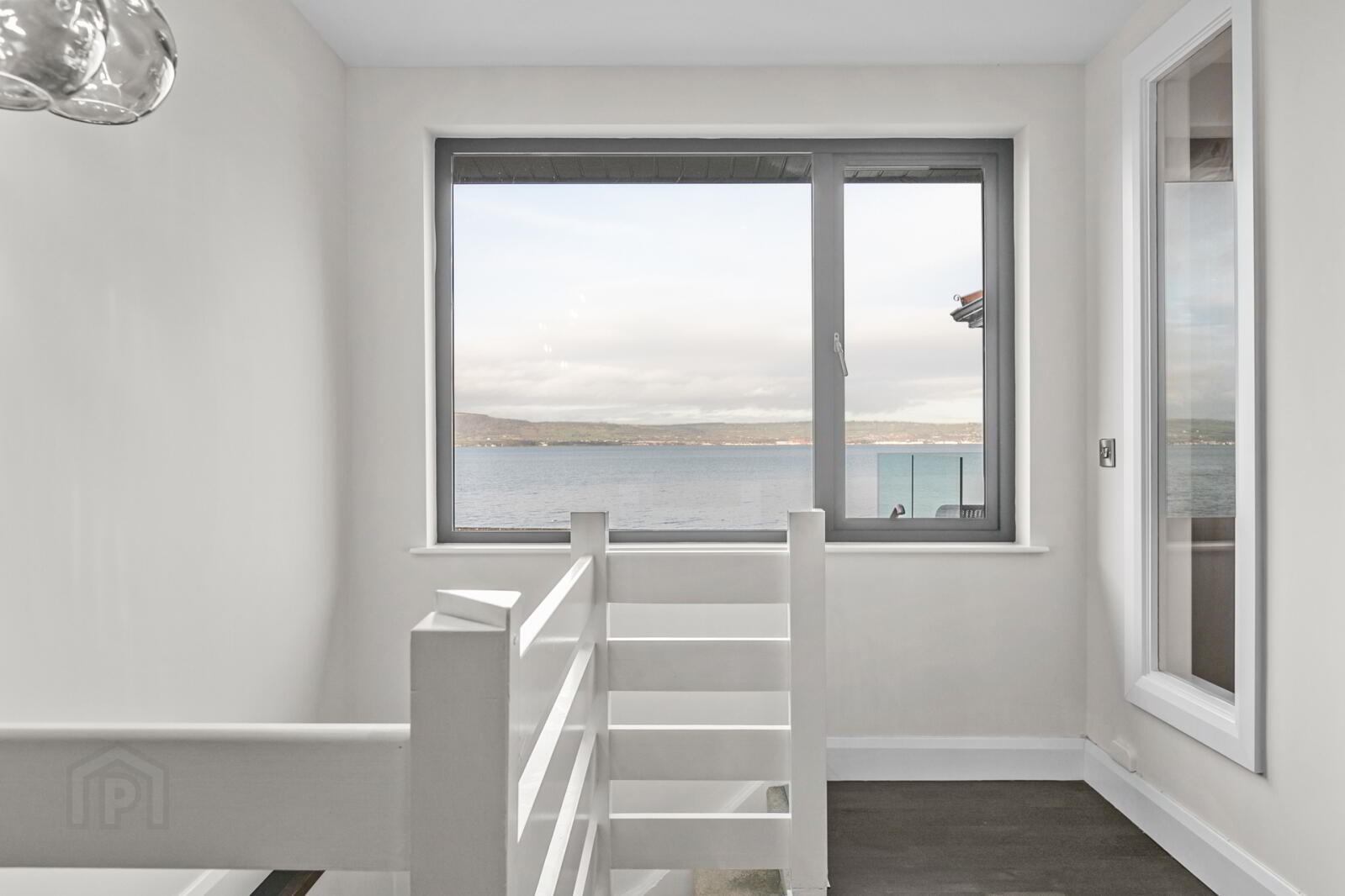 50 Glen Road 30 of 60