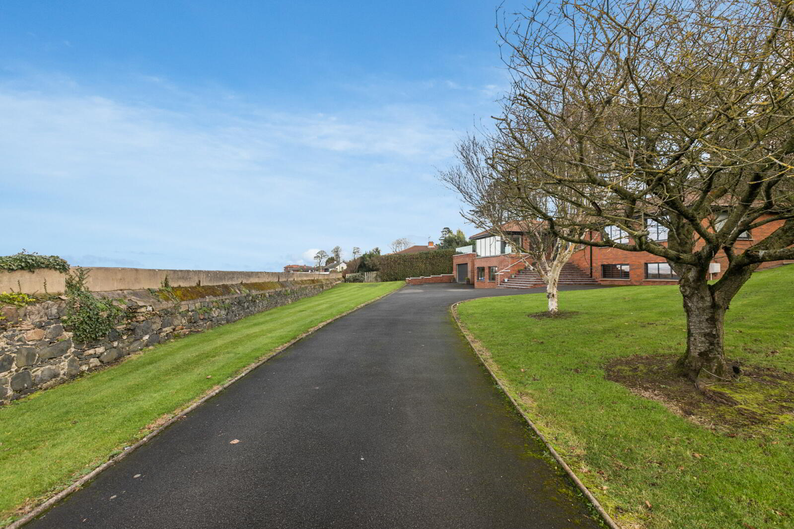 50 Glen Road 42 of 60