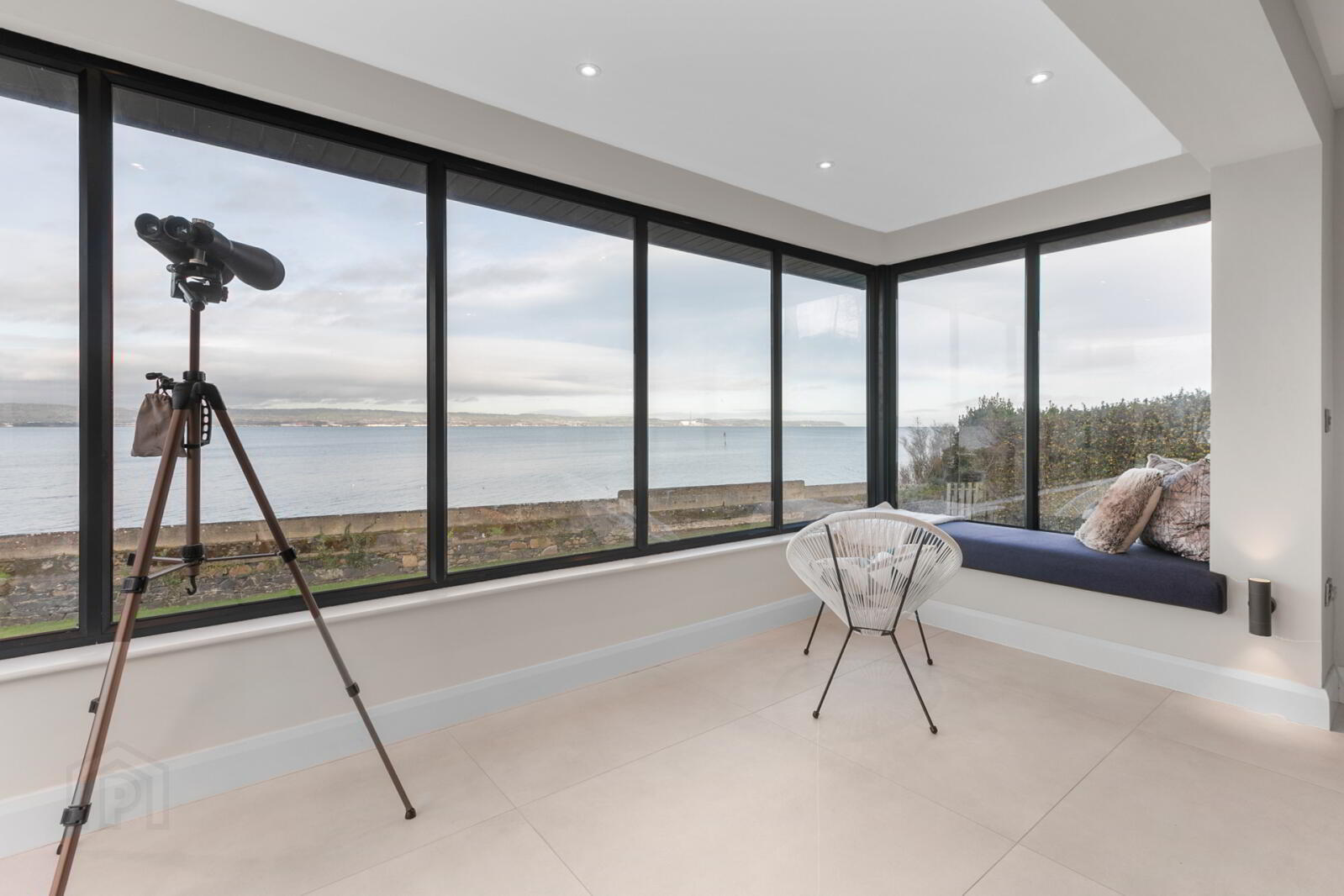 50 Glen Road 11 of 60