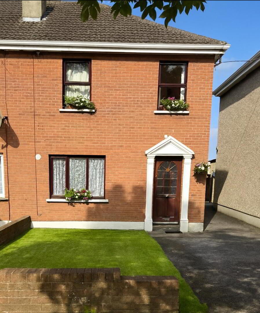 53 Rathbraughan Park 1 of 15