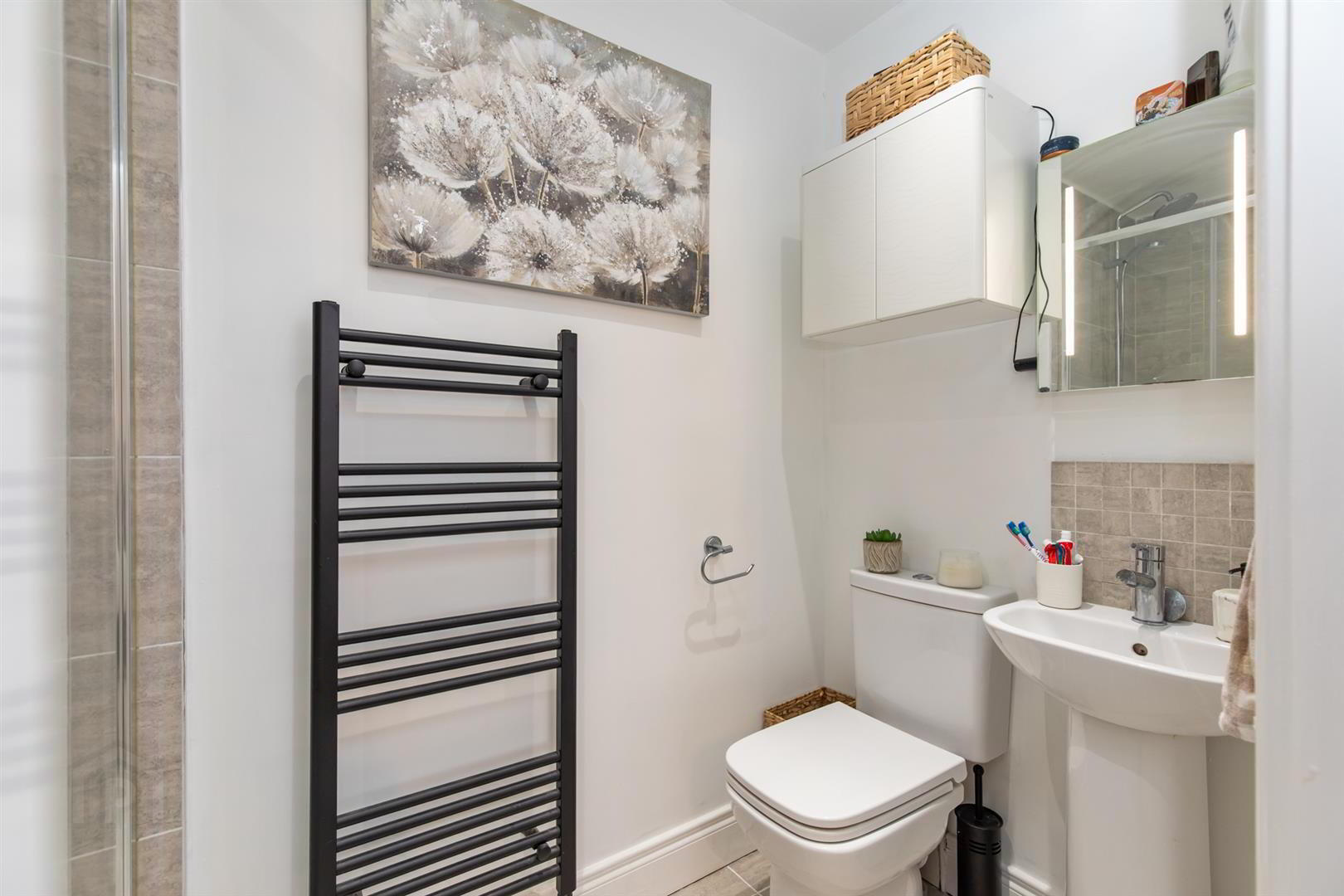 6 Blackwood Crescent 18 of 28