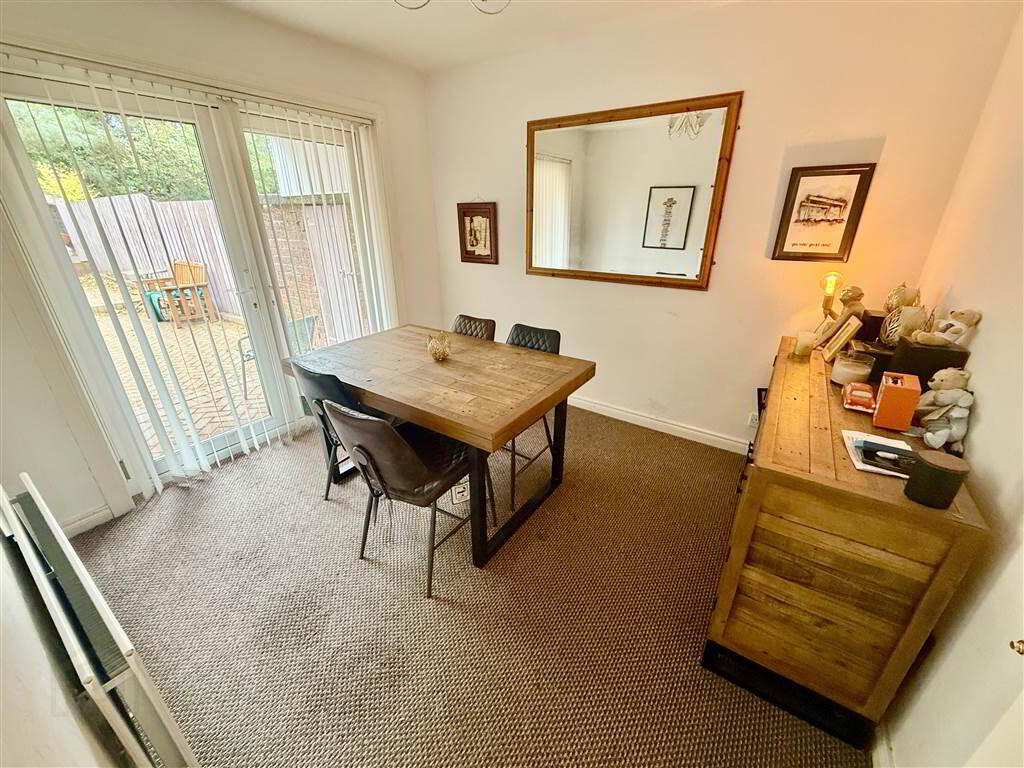3 Glenview Crescent 5 of 15