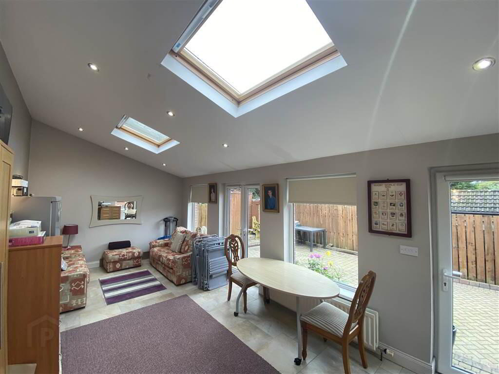 3 Glenview Crescent 14 of 15
