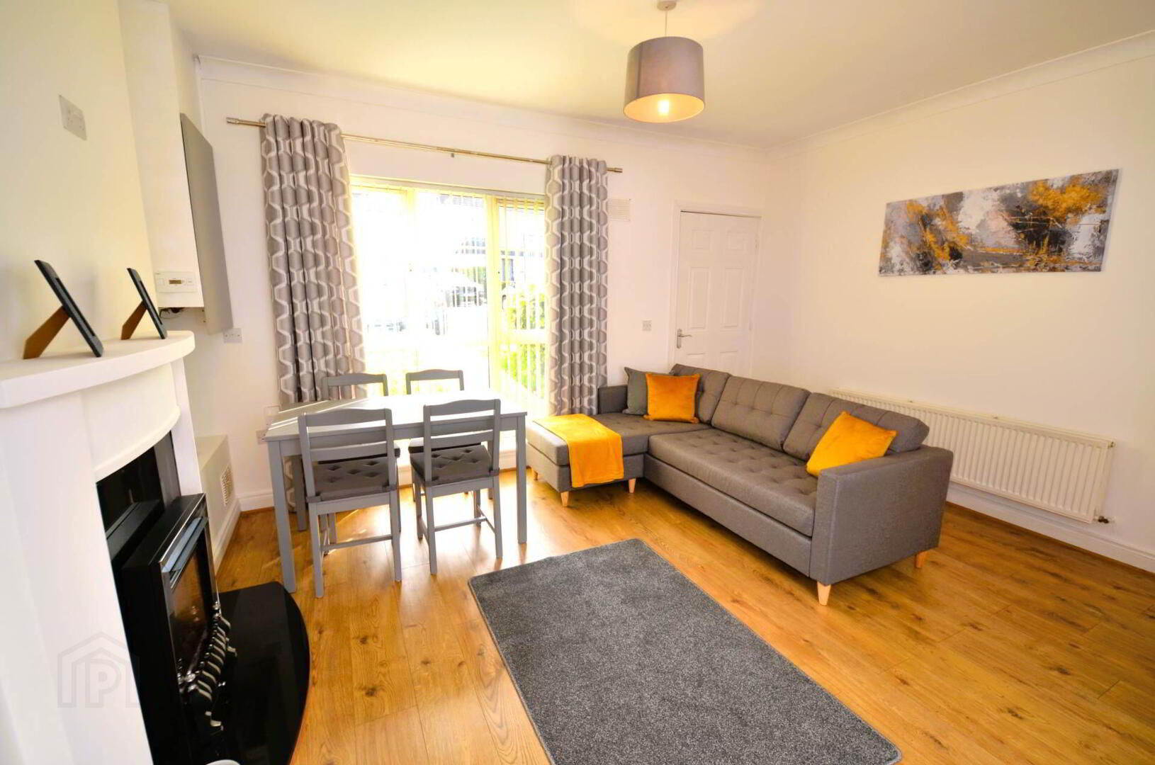 65 Holywell Drive 4 of 12