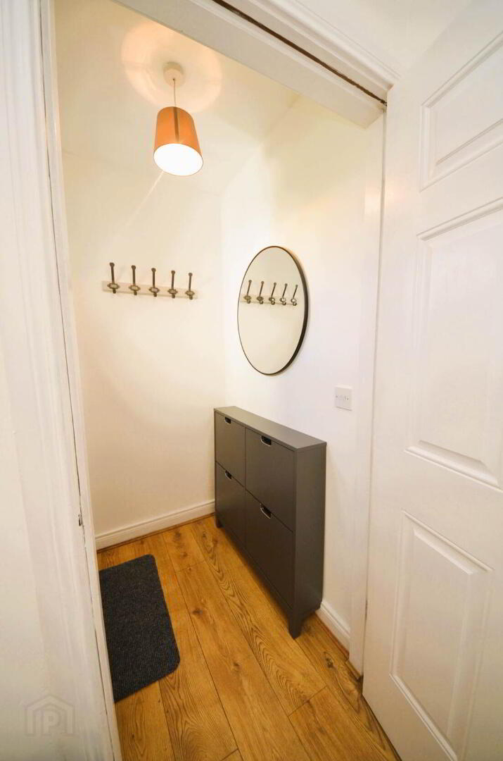 65 Holywell Drive 2 of 12