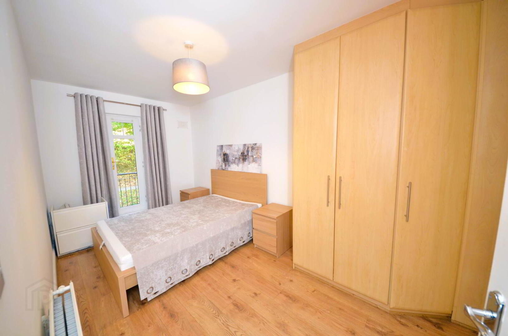 65 Holywell Drive 9 of 12