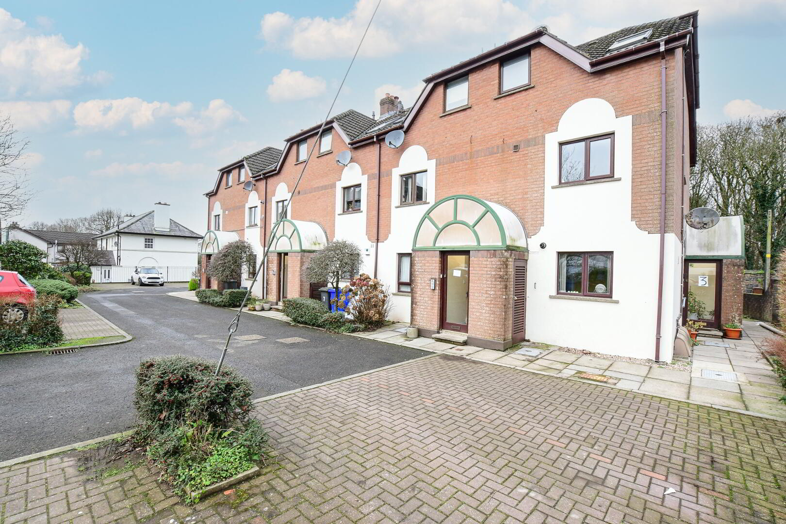8 Thornleigh 3 of 24