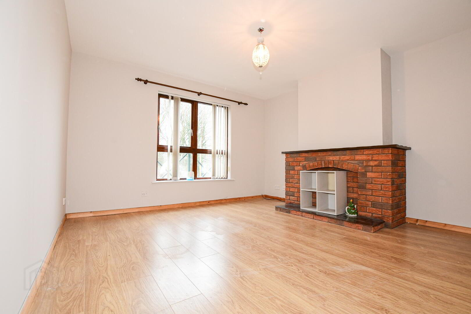 8 Thornleigh 8 of 24
