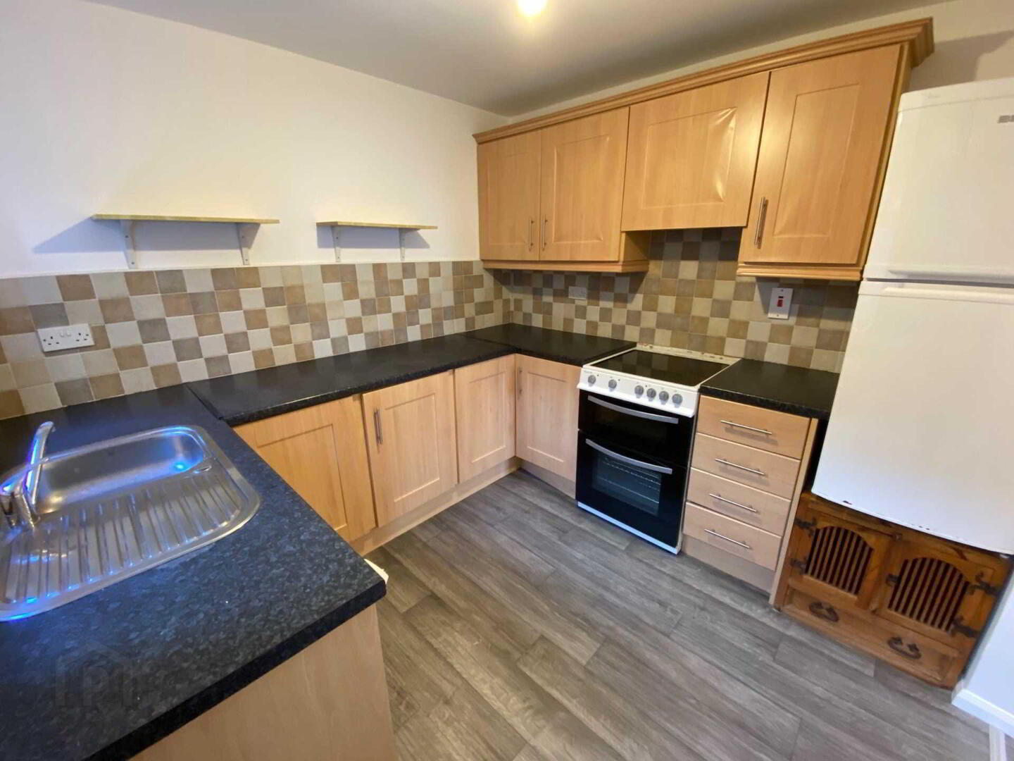 107 Ravenhill Gardens 4 of 12