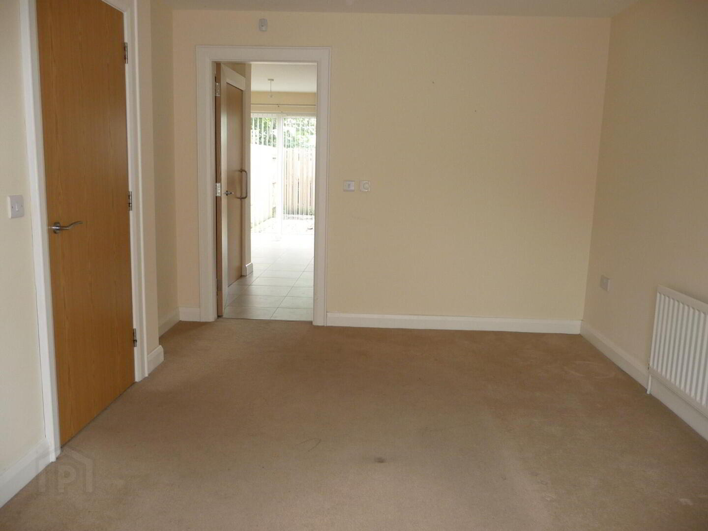 41 Victoria Road 4 of 11