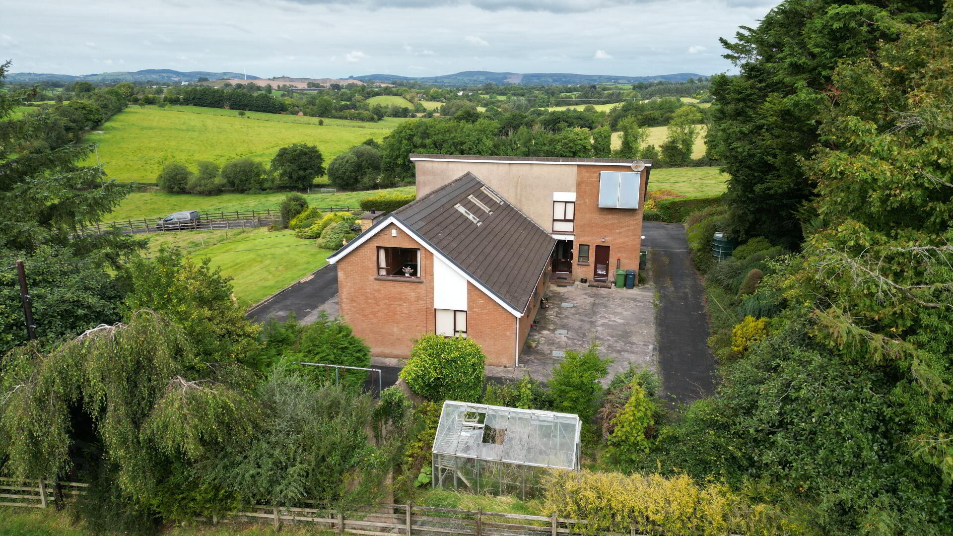 19 Crievehill Rd 9 of 45