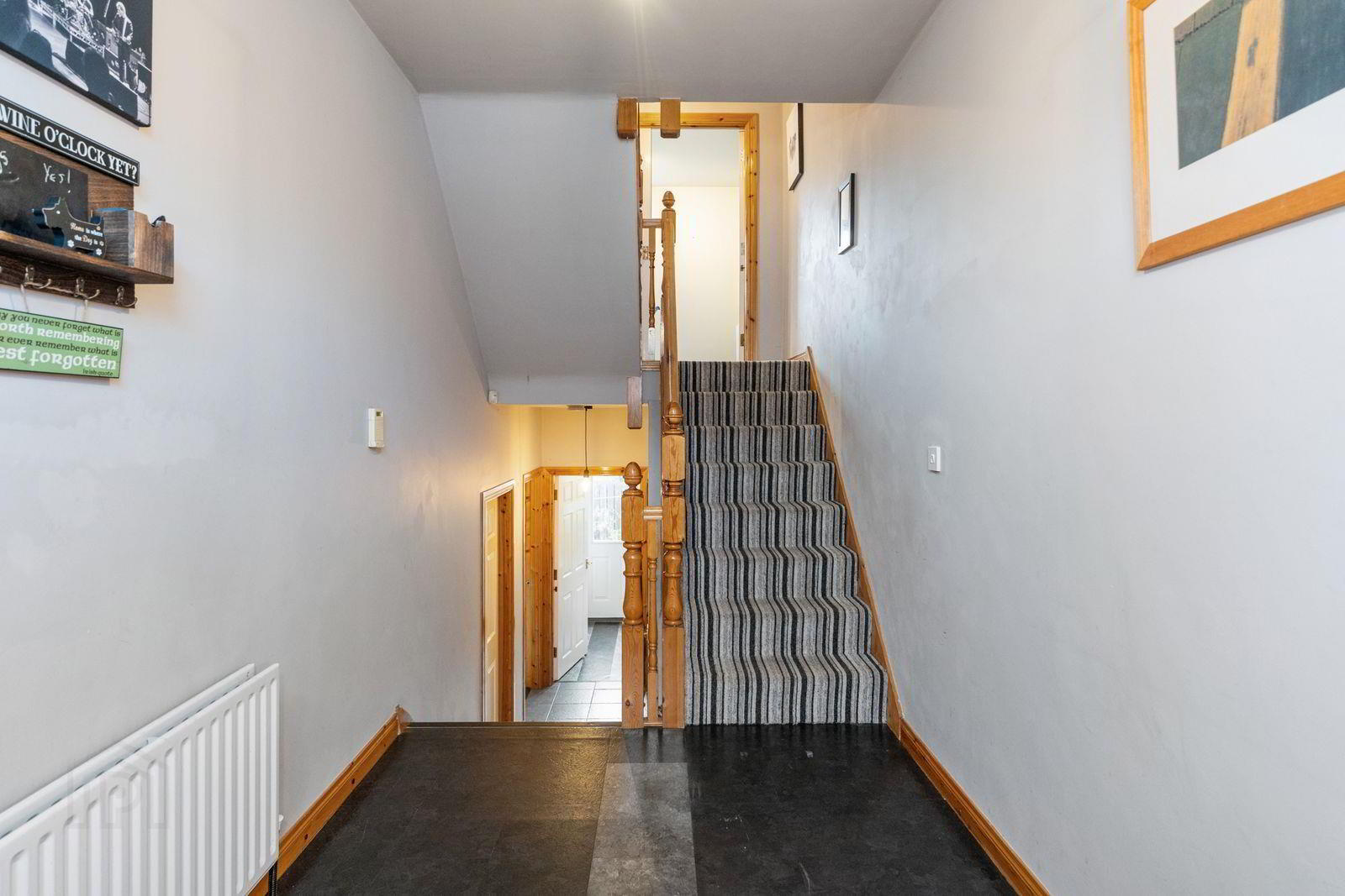 29 Lineybrook Cottages 4 of 27