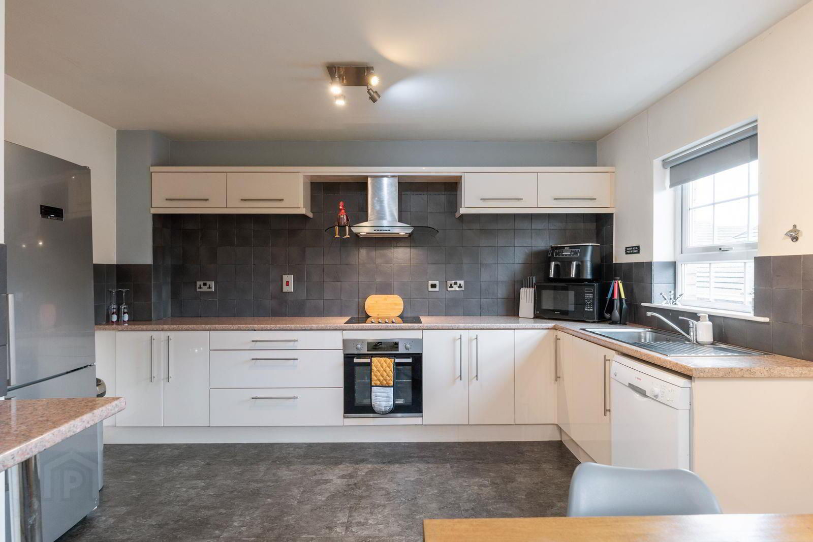 29 Lineybrook Cottages 14 of 27