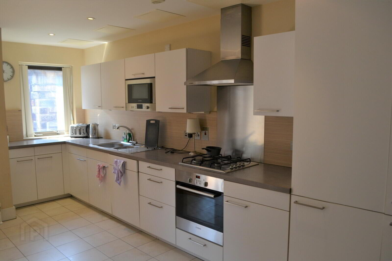 Apartment 15 2 Ulster Street 4 of 7