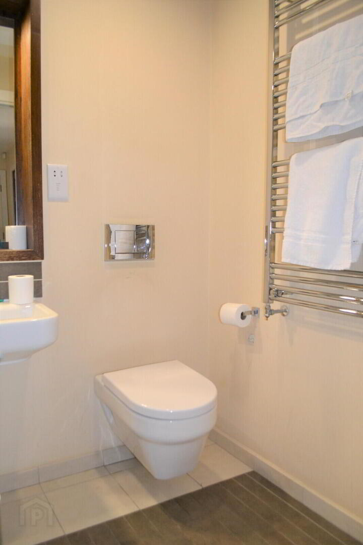 Apartment 15 2 Ulster Street 7 of 7
