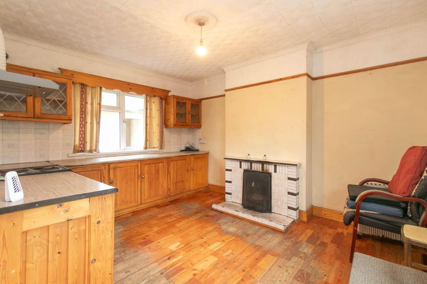 property description image